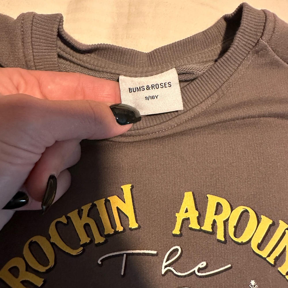 Bums and Roses Christmas Sweatshirt - Picture 2 of 4
